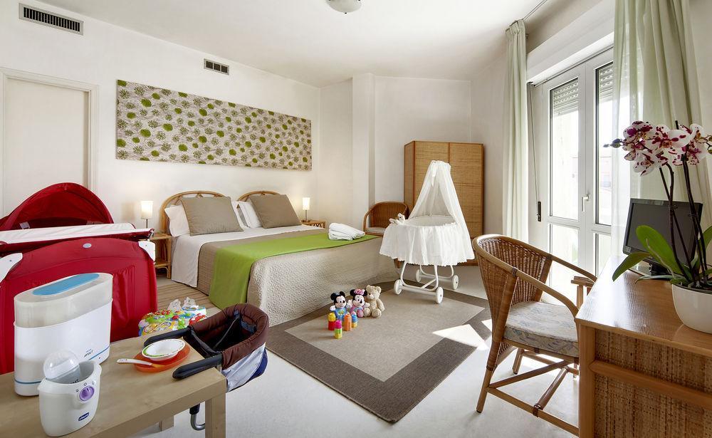 סקוליטי Hotel Mida מראה חיצוני תמונה