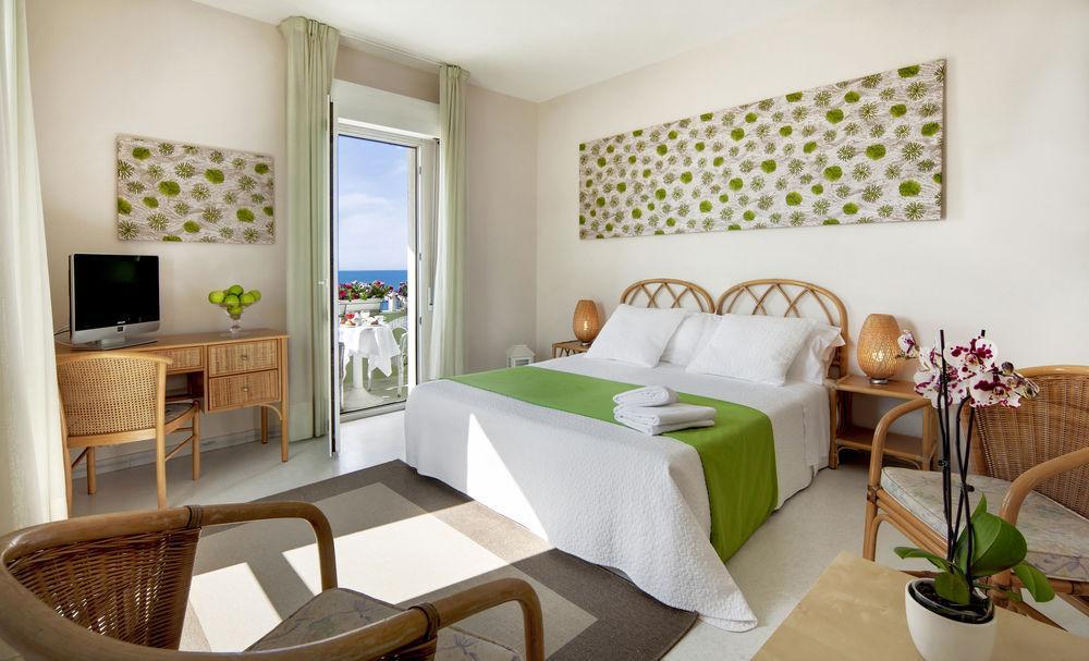 סקוליטי Hotel Mida מראה חיצוני תמונה